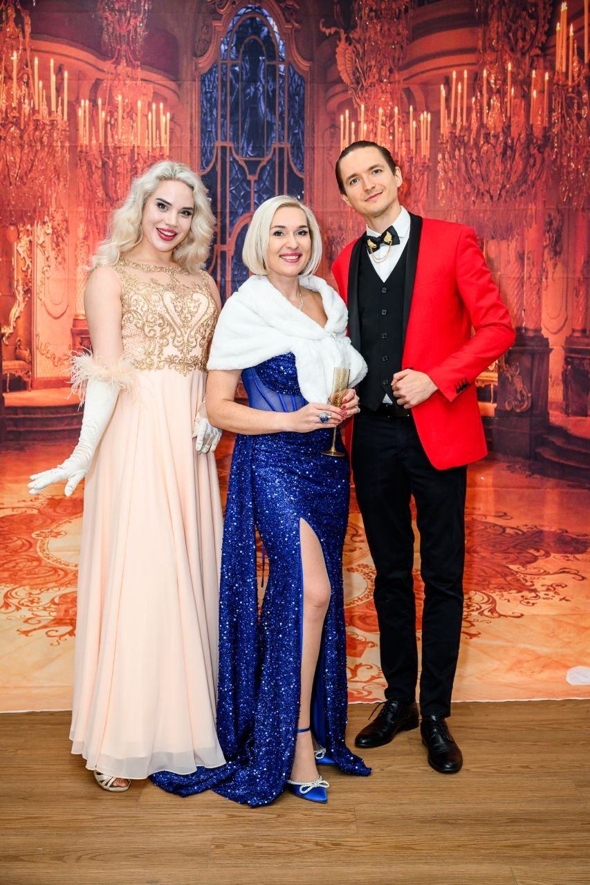 Olesya, Lisa, gala performer, and her husband