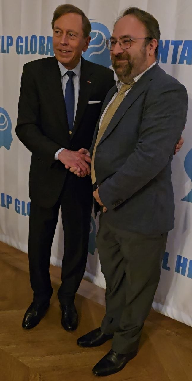 Michael Levdanski meeting General David Petraeus, former CIA Director and four-star U.S. Army General